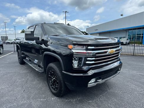 Used 2020 Chevrolet Silverado 2500 High Country w/ Z71 Off-Road Package AWD/4WD image 4