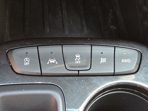 Used 2023 Chevrolet TrailBlazer LT AWD/4WD image 11