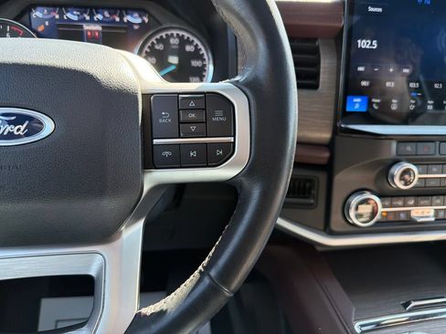 Used 2024 Ford Expedition Max Limited AWD/4WD image 36