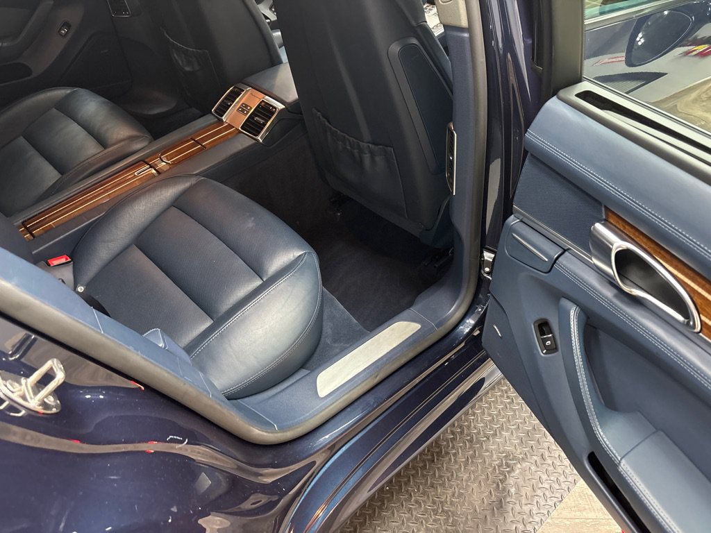 Used 2012 Porsche Panamera image 36