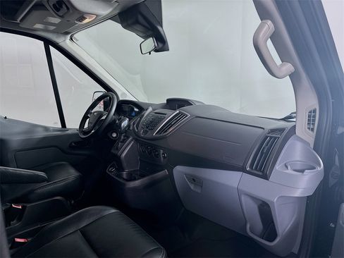 Used 2019 Ford Transit 350 XLT image 28