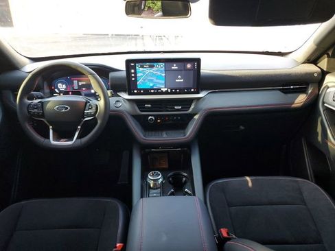 Used 2025 Ford Explorer ST RWD image 12