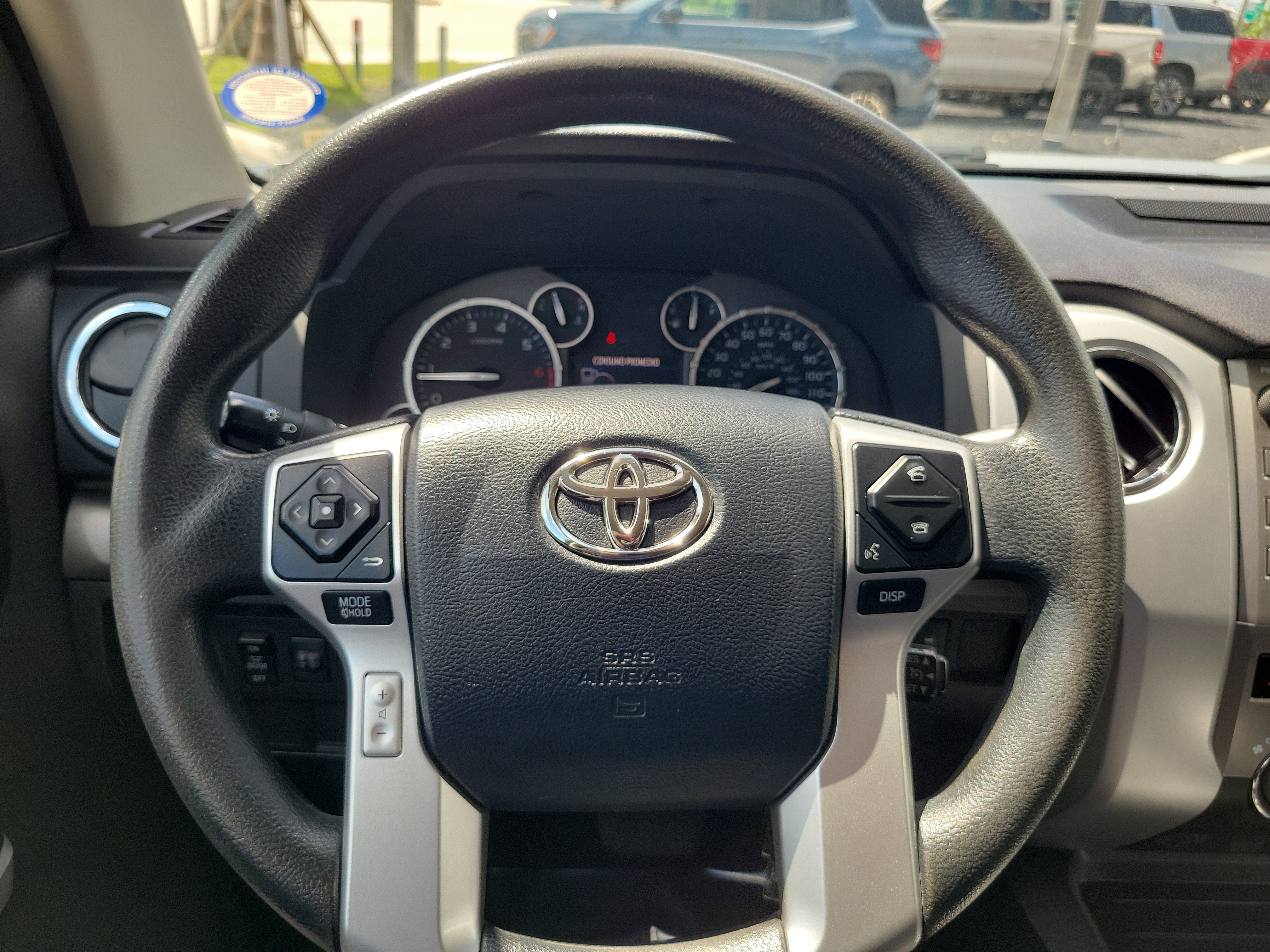 Used 2017 Toyota Tundra SR5 w/ SR5 Upgrade Package RWD image 16
