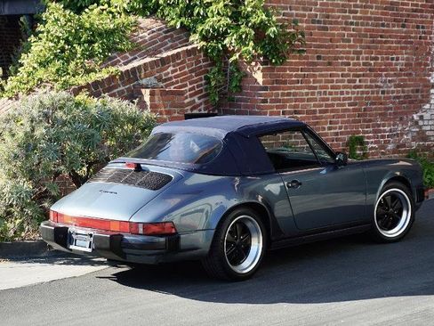 Used 1987 Porsche 911 Carrera RWD image 45