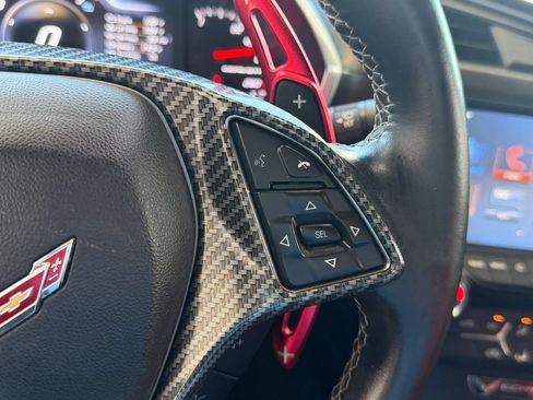 Used 2019 Chevrolet Corvette Stingray Coupe w/ Carbon Flash Badge Package RWD image 16