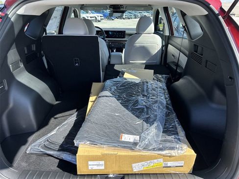 New 2026 Hyundai Tucson SE image 17