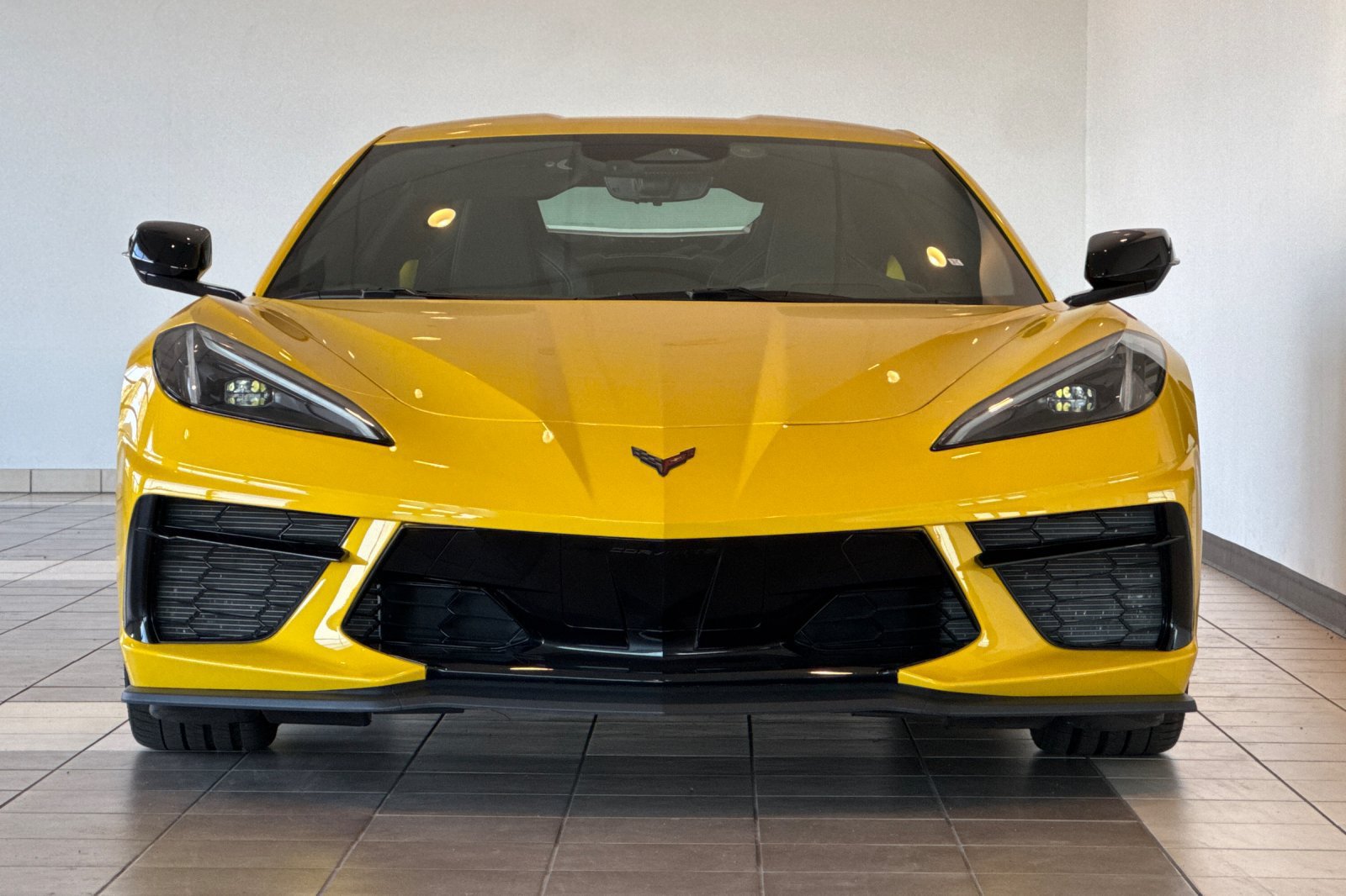 Used 2025 Chevrolet Corvette Stingray Coupe w/ 1LT RWD image 9