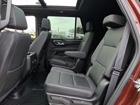 Used 2022 Chevrolet Tahoe Z71 w/ Luxury Package image 10