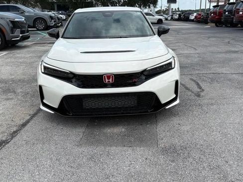Used 2025 Honda Civic Type R image 13
