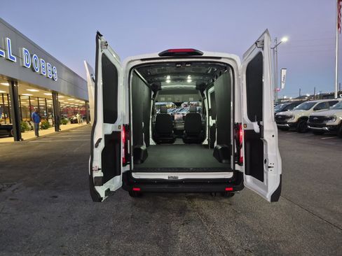 New 2026 Ford Transit 250 148 Medium Roof w/ Load Area Protection Package image 8