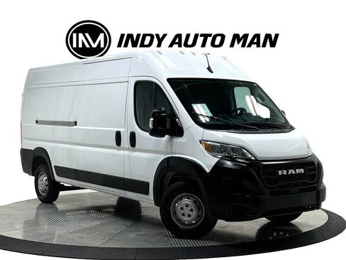 Used 2023 RAM ProMaster 2500 FWD image 2