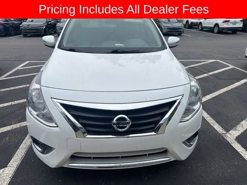Used 2016 Nissan Versa FWD image 5