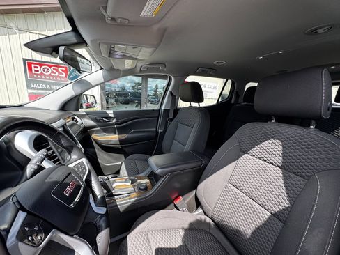 Used 2019 GMC Acadia SLE AWD/4WD image 3