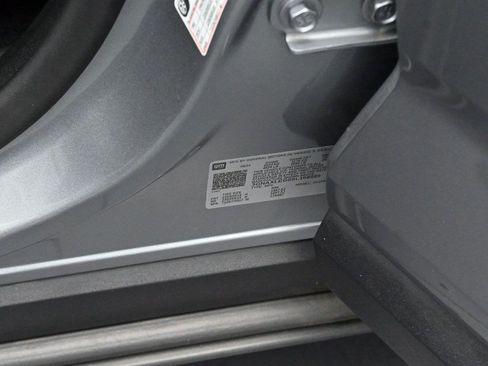 Used 2025 Chevrolet Equinox RS w/ Safety and Technology Package FWD image 38