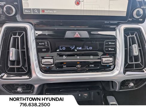 Used 2023 Kia Sorento SX AWD/4WD image 18