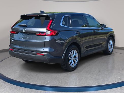 Used 2025 Honda CR-V LX image 5