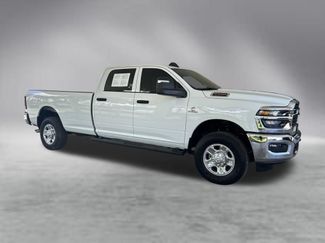 Used 2025 RAM 2500 Tradesman AWD/4WD video 2