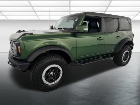 Used 2024 Ford Bronco Outer Banks w/ Sasquatch Package AWD/4WD image 3