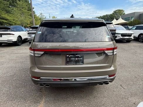 New 2025 Lincoln Aviator 2WD image 18