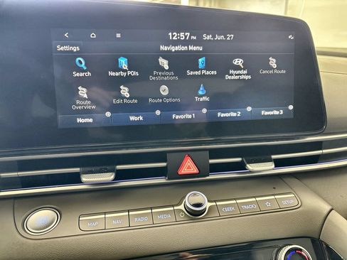 Certified 2025 Hyundai Elantra SEL FWD image 20