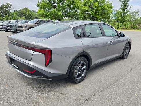 Used 2025 Kia K4 FWD image 7