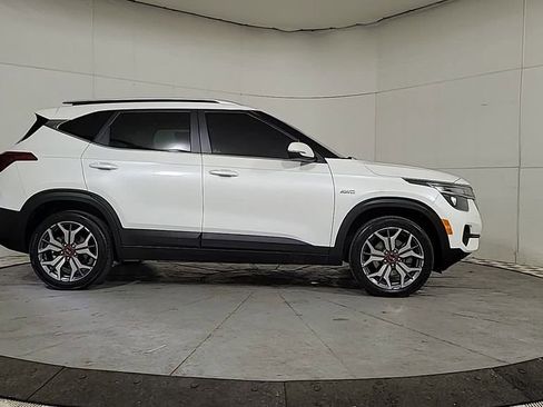 Used 2021 Kia Seltos S image 8