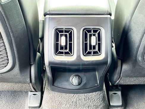 Certified 2024 Kia Sorento S FWD image 30