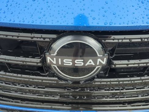 Used 2024 Nissan Versa S w/ Trunk Package FWD image 5