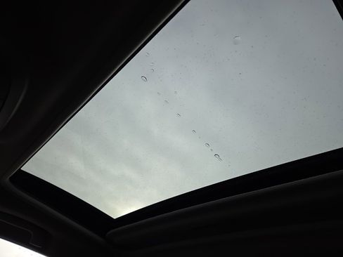 Used 2018 Subaru Crosstrek 2.0i Limited image 23