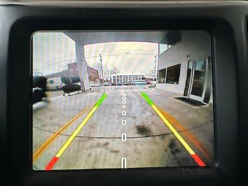 Used 2017 Jeep Cherokee Latitude w/ Safety/Convenience Group image 13