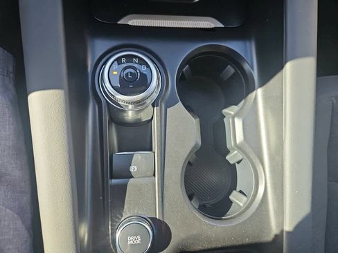 Used 2025 Ford Explorer Active RWD image 19