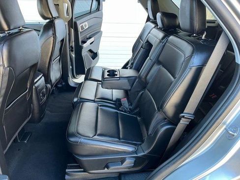 Used 2024 Ford Explorer XLT w/ Equipment Group 202A image 24