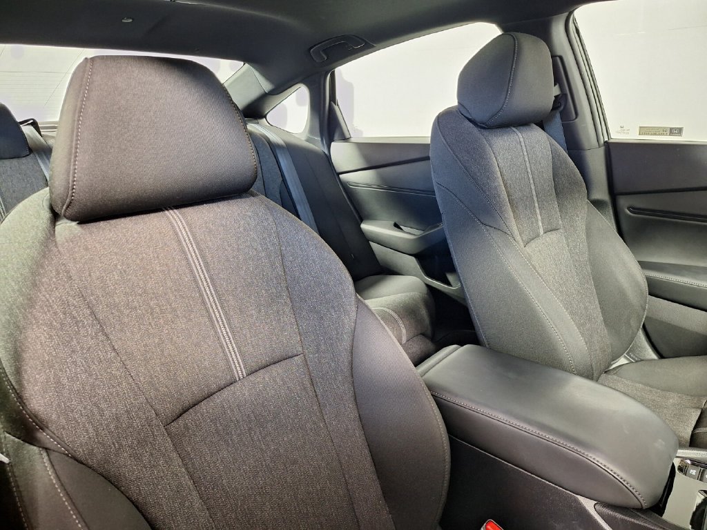 Used 2025 Honda Accord Sport image 27