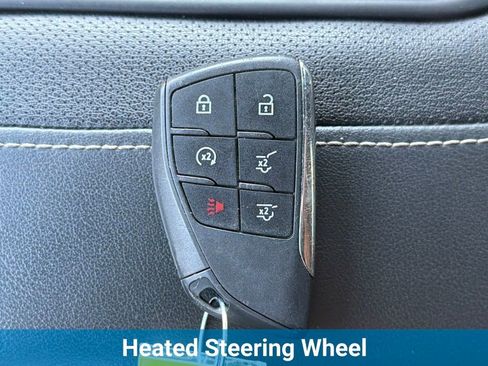 Used 2023 Chevrolet Suburban Premier image 36