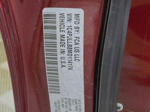 Used 2021 Jeep Cherokee Latitude Plus image 29