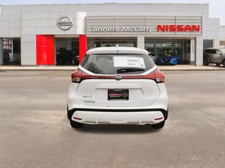 New 2025 Nissan Kicks Play S FWD video 4