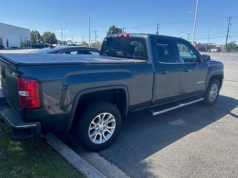 Used 2019 GMC Sierra 1500 SLE w/ SLE Value Package AWD/4WD image 9