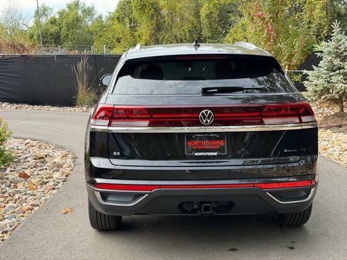 New 2026 Volkswagen Atlas Cross Sport SE AWD/4WD image 4