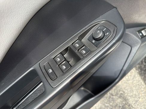 Used 2022 Volkswagen Taos SEL w/ Panoramic Sunroof Package AWD/4WD image 13