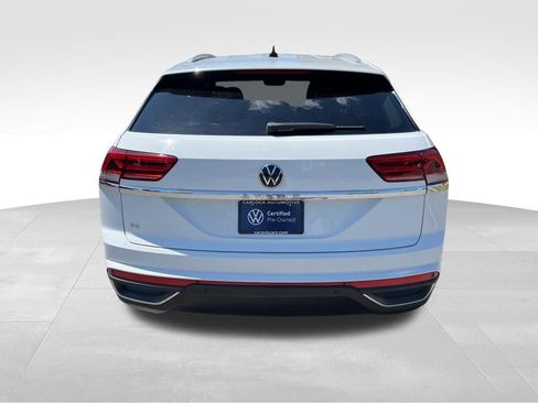Used 2022 Volkswagen Atlas Cross Sport SE w/ Black Wheel Package FWD image 6
