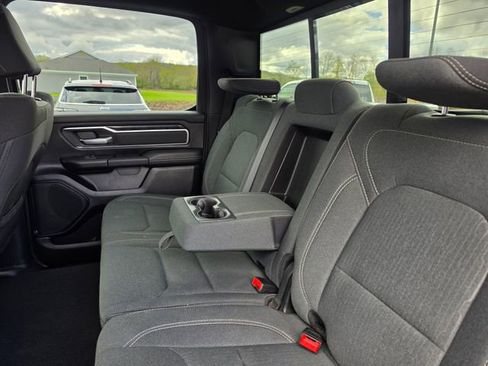 Used 2022 RAM 1500 Big Horn AWD/4WD image 11