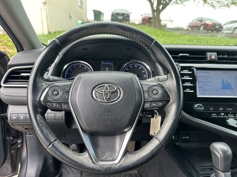 Used 2019 Toyota Camry SE image 13
