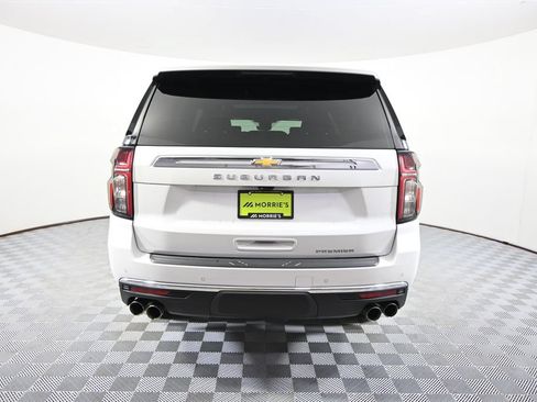 Used 2023 Chevrolet Suburban Premier w/ Advanced Technology Package AWD/4WD image 5