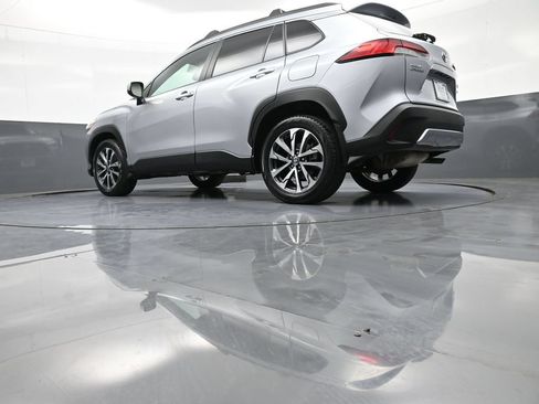 Certified 2023 Toyota Corolla Cross XLE w/ Convenience Package AWD/4WD image 32