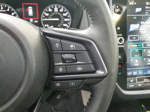 Certified 2025 Subaru Forester Limited image 24