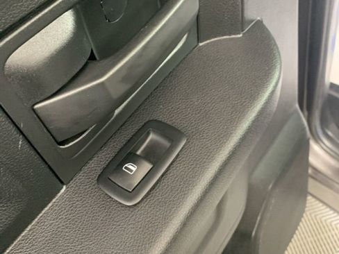 Used 2014 RAM 1500 Express image 33