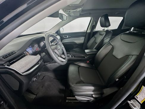 Used 2022 Jeep Compass Latitude w/ Sun and Sound Group image 13