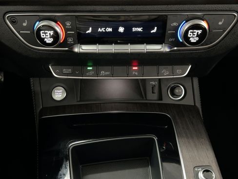 Used 2023 Audi Q5 e Premium Plus image 18