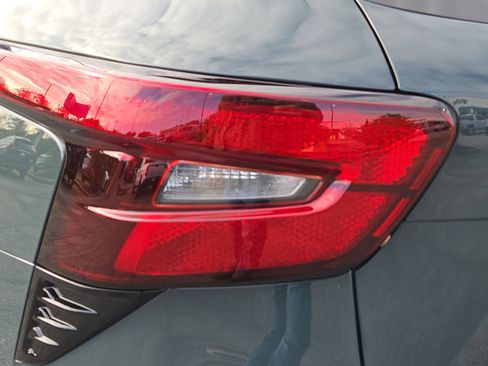 New 2026 Chevrolet Trax LT w/ LT Convenience Package image 18