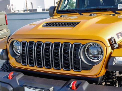 New 2026 Jeep Wrangler Unlimited Rubicon AWD/4WD image 6